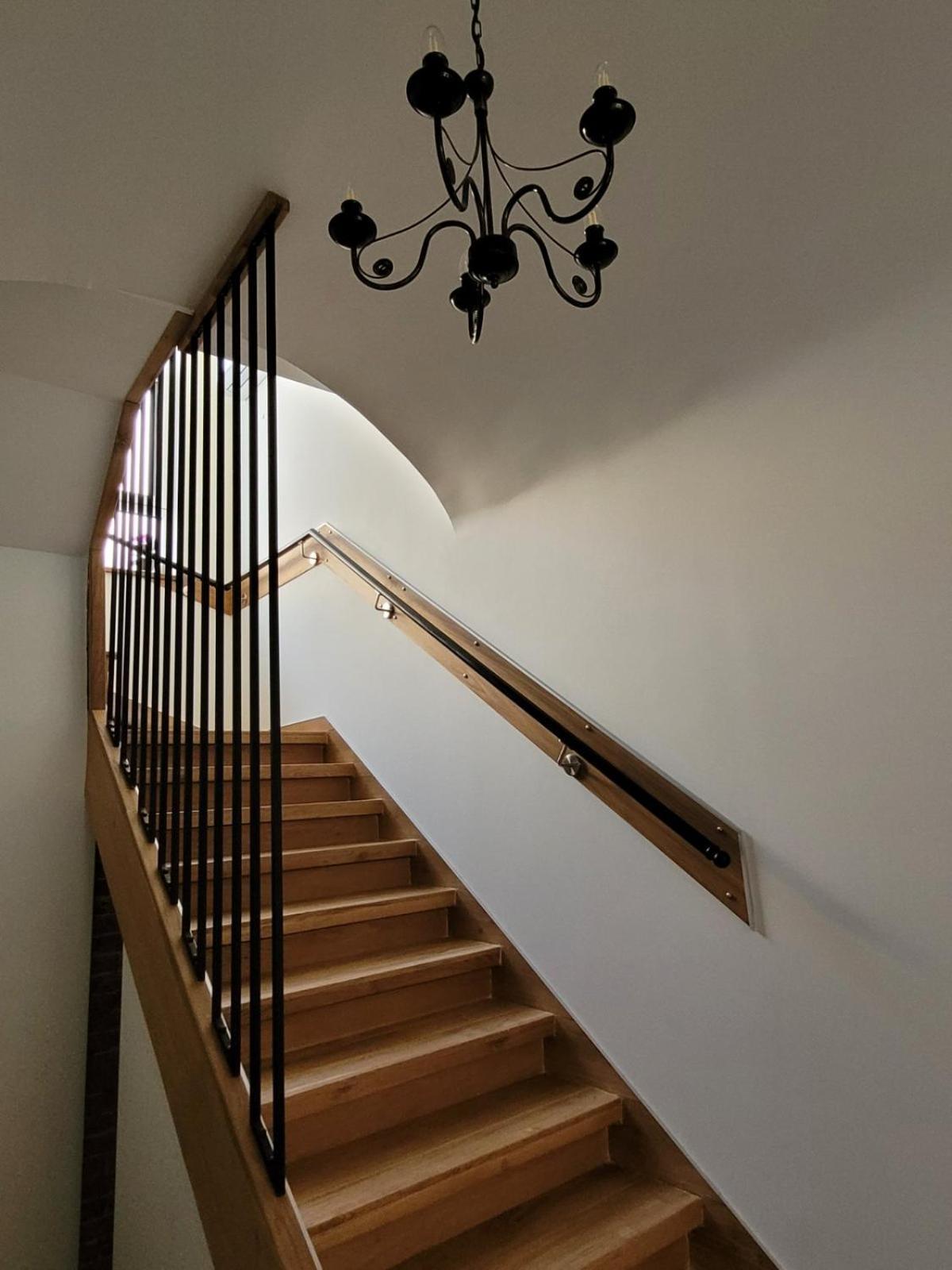 The House - Central Boutique Apartments キュステンディル エクステリア 写真
