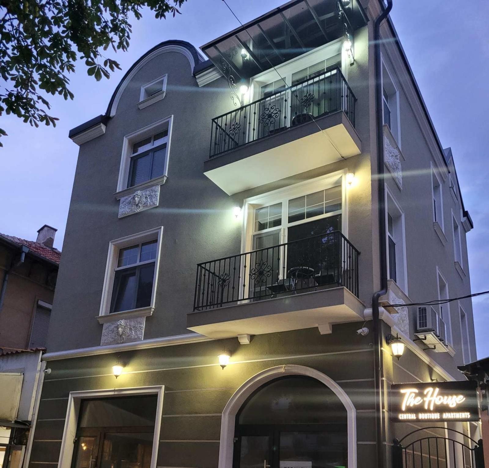 The House - Central Boutique Apartments キュステンディル エクステリア 写真