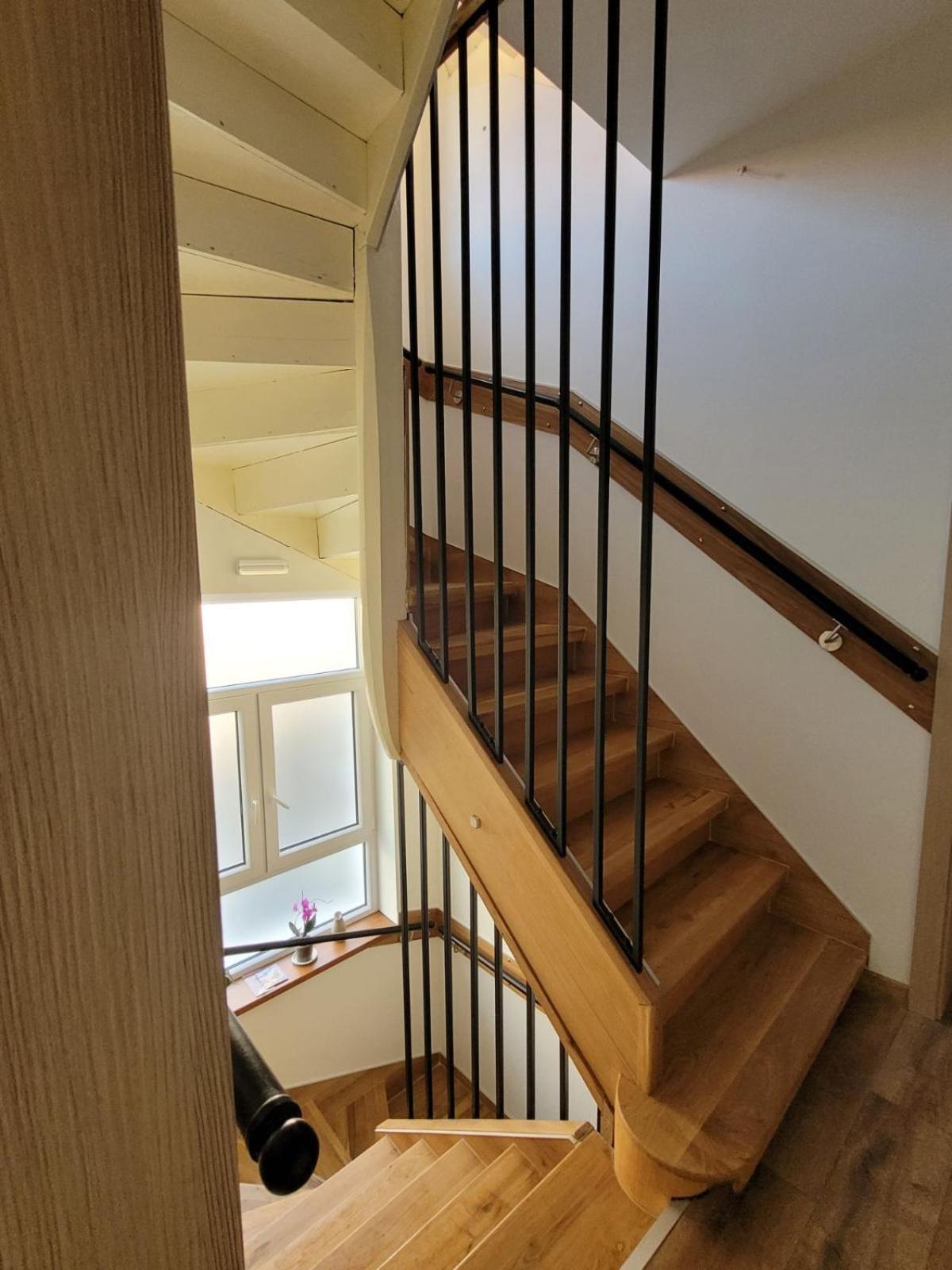 The House - Central Boutique Apartments キュステンディル エクステリア 写真
